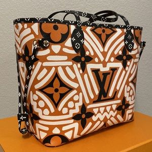 Crafty Neverfull mm Wristlet